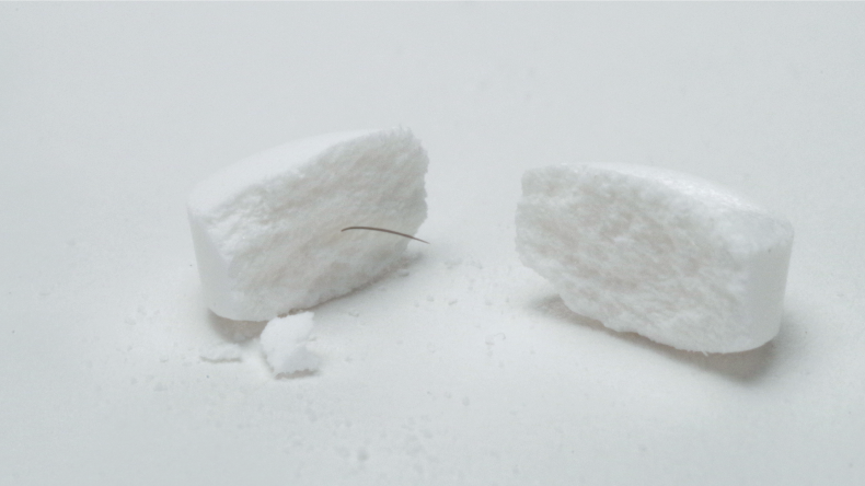 錠剤内部に混入した生物由来異物を検出する検査