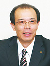 穴田氏