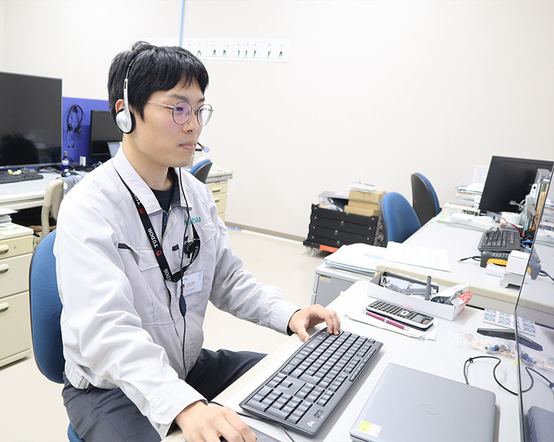 入社2年目 DX推進 仕事中の様子